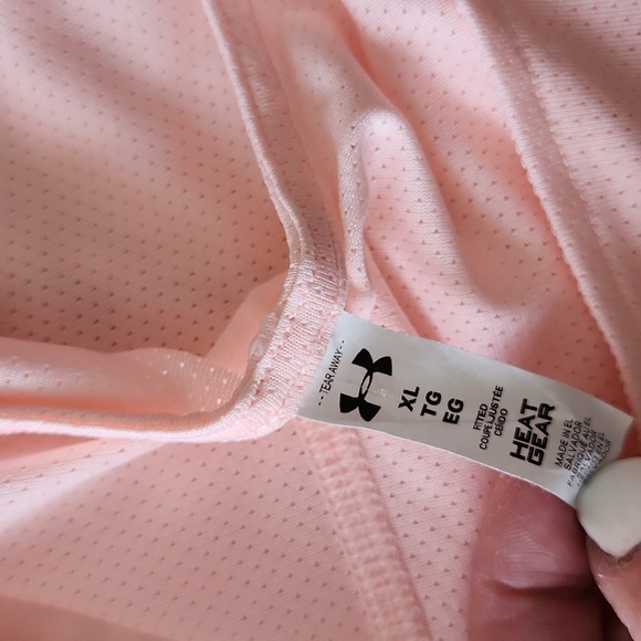 Under Armour tank size XL - Picture 4 of 5